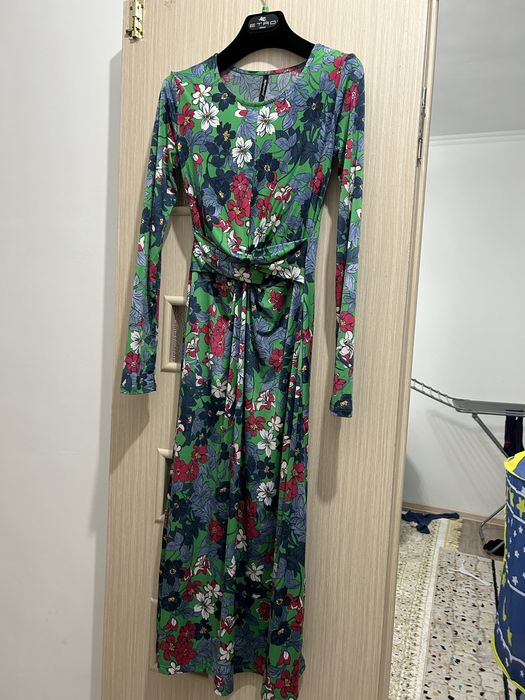 Платья. 44 размер