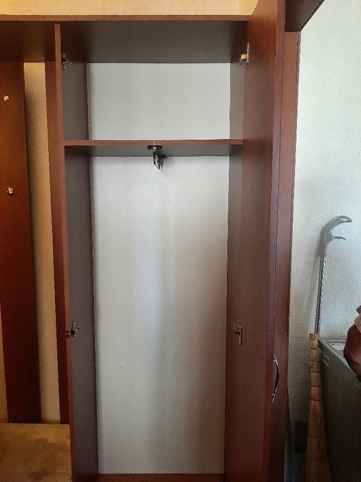 Продаю прихожий гарнитур