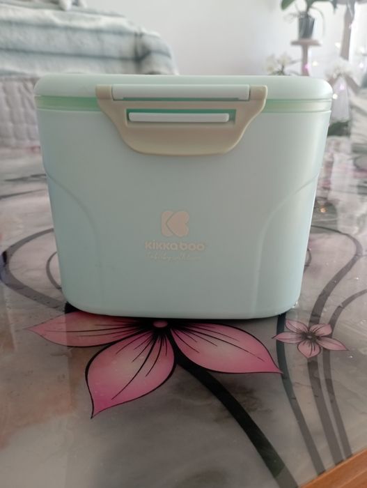 Кутия и купи за хранене-лот