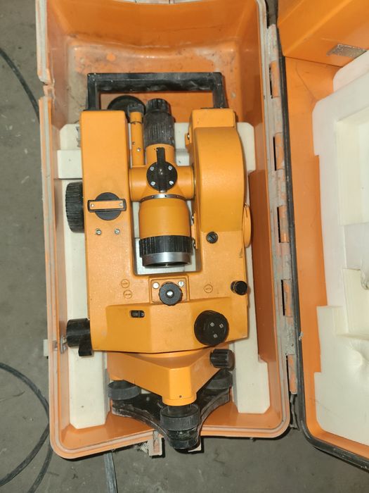 Теодолит олич. Состоянии бу