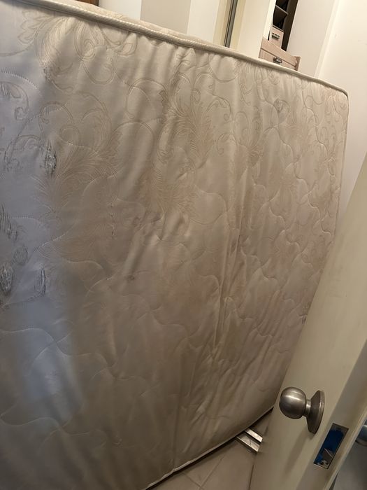 Матрас отдам Матрас срочно