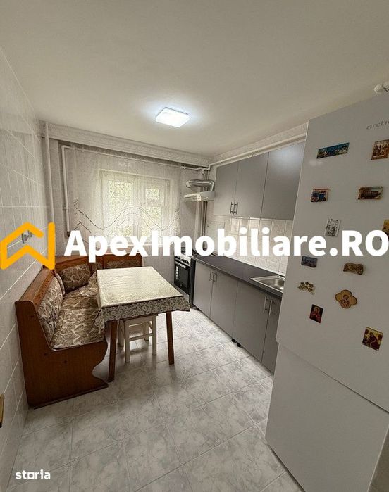 Apartament 3 camere de inchiriat Dristor , Parcare