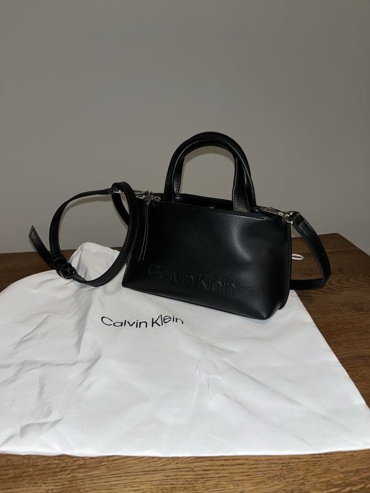 Малка чанта Calvin Klein