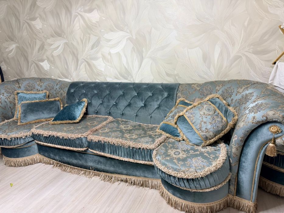 Продам Диван в хорошем состоянии!