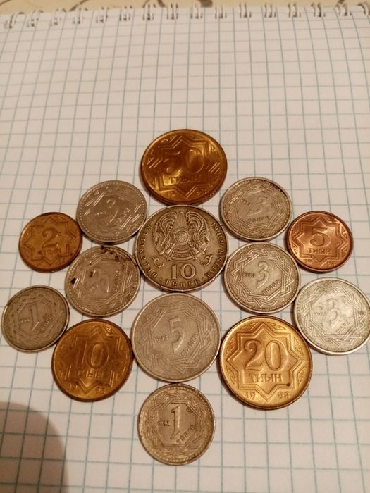 Продам первые Казахстанские монеты