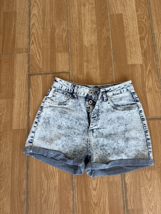 Къси панталони L/M