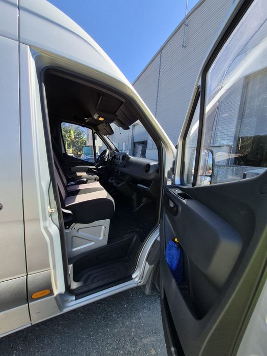 Mercedes Benz sprinter cel mai lung