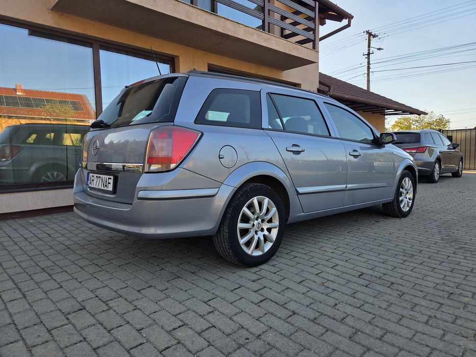OPEL Astra 2005 — imagine 2