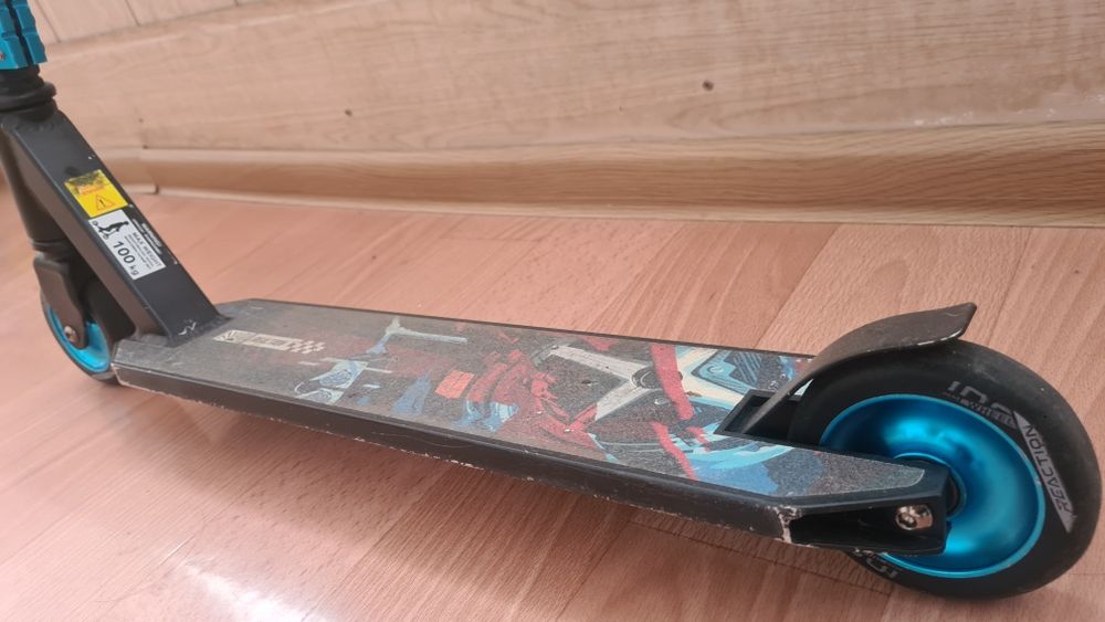 Продам трюковой самокат