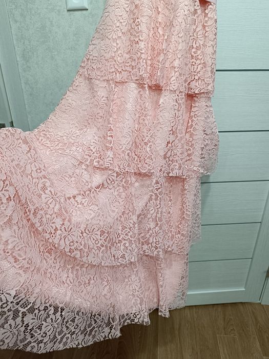 Вечернее женское платье