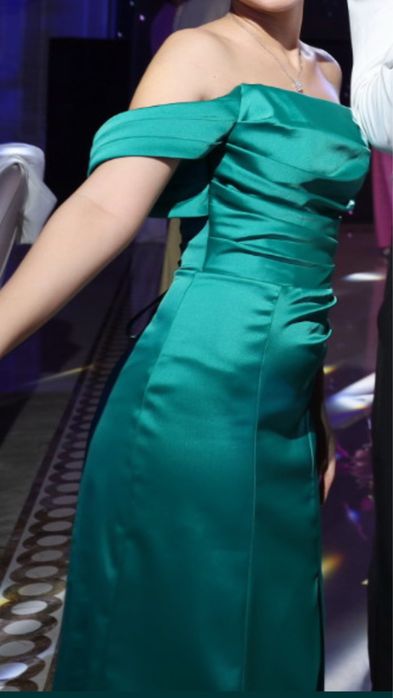 Вечерние платье