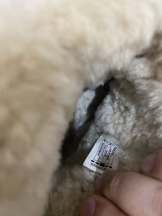 Продам  угги замшевые ugg australia