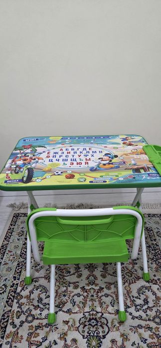 Стол и стул детский