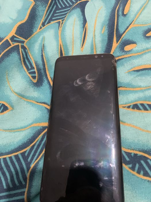 Продам s8+ с дефектами