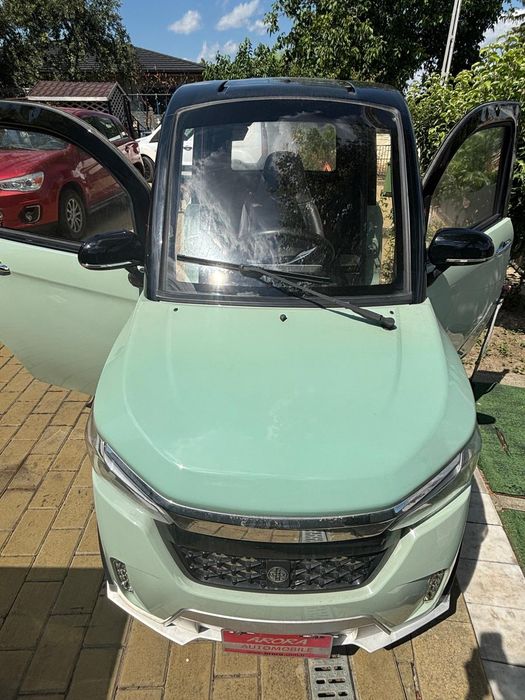 Mașina electrică fără permis arora s1