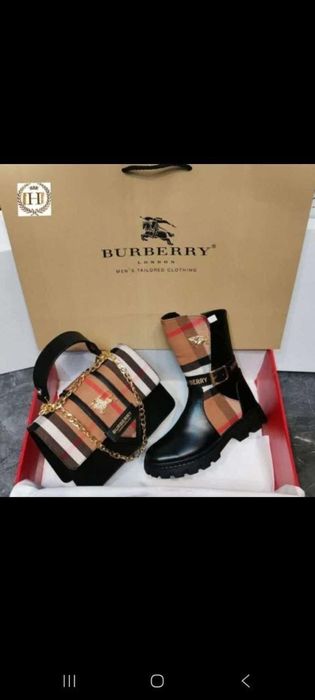Set Burberry cizme si geanta marimea 39