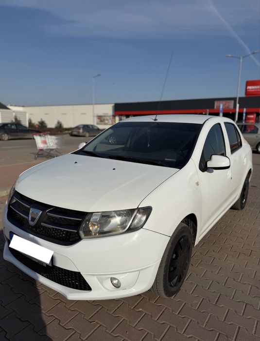Vând Dacia Logan 2014