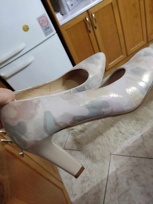 Vând pantof dama Eleganți, Comfort Relax, mărimea 41, culoare mozaic.