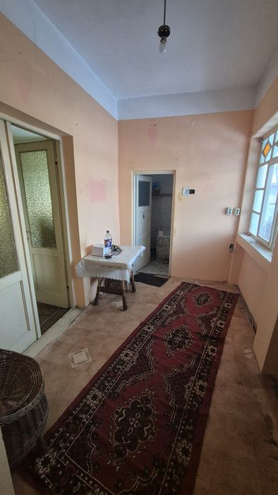 Casa de vânzare în Aiud, zona pieței !