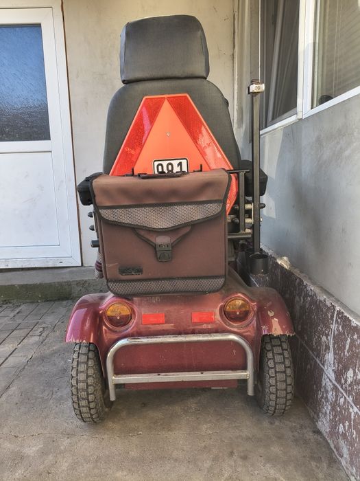 Електрическа четириколка