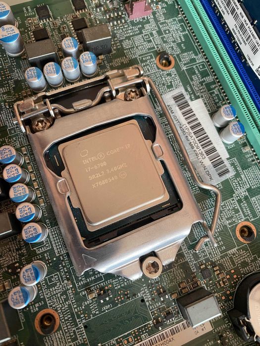 Процесор Intel Core i7-6700 3.40Ghz