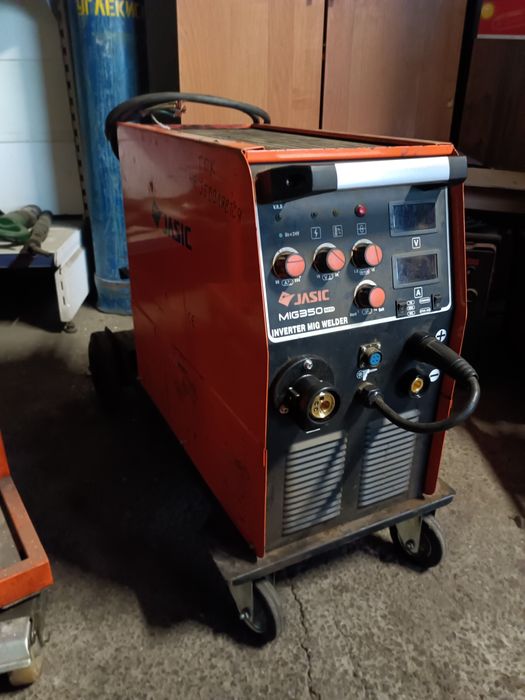 Продам сварочный полуавтомат 350 ампер