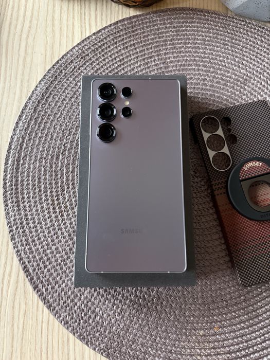 Samsung Galaxy S25 Ultra Като Нов!