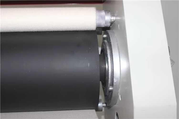 Рулонный термопрес RT1600 (каландр)