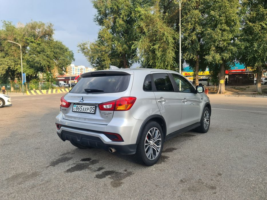 Митсубишы Аутландер көлігі сатылады