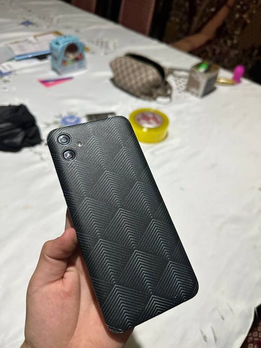 Samsung galaxy F04 sotiladi.