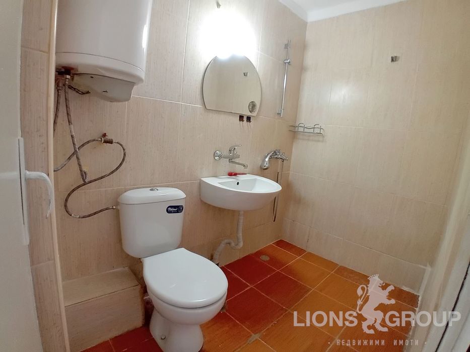 Дава се под наем Тристаен апартамент в Варна, Автогара - 75 кв.м за 350 € - Снимка #5