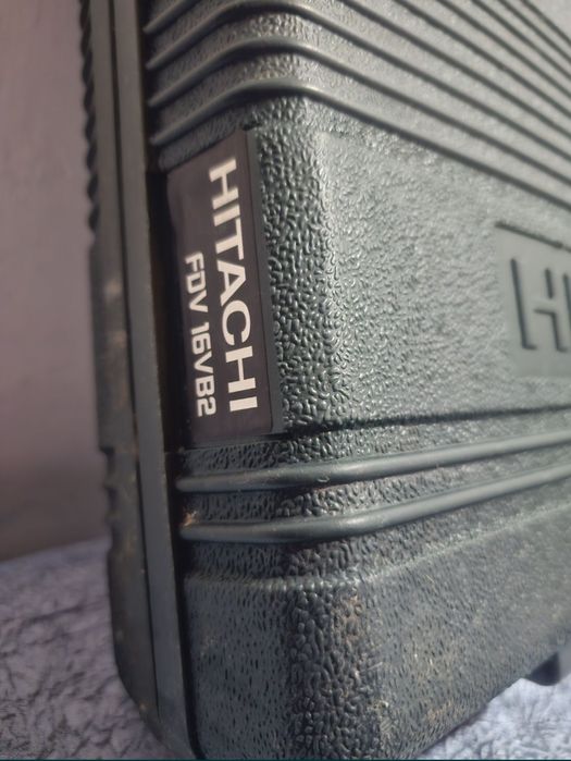 Продам дрель Hitachi