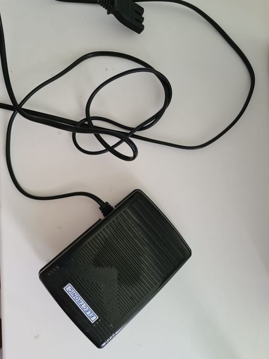 Швейная машина Leader Redcat