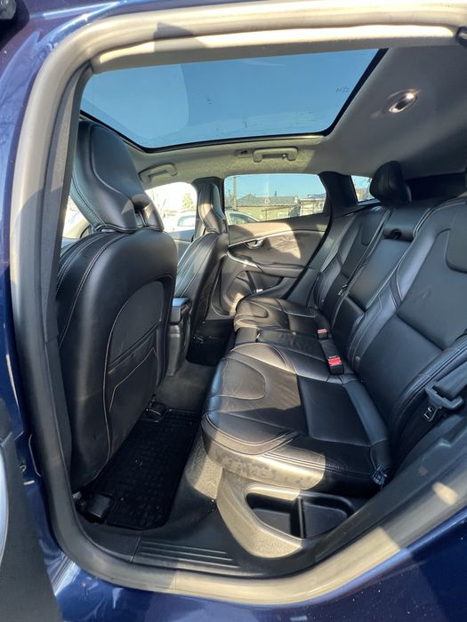 Volvo v40 d2 oceane race