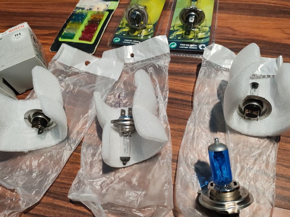 Lot becuri halogen H7,4