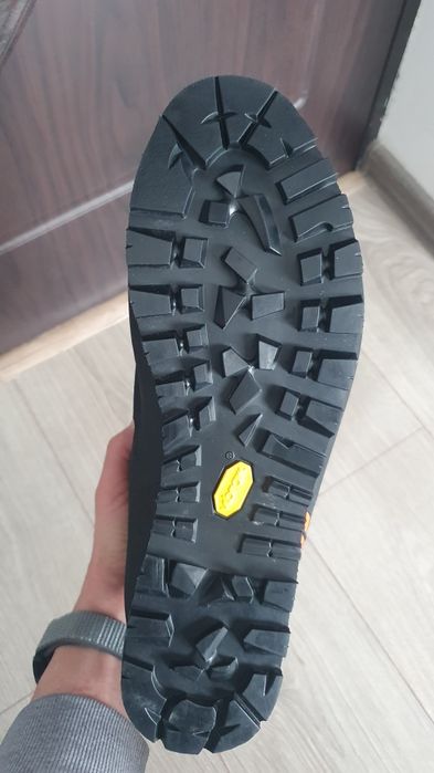 Bocanci de iarna tip B2 ,Scarpa Manta Tech Gtx