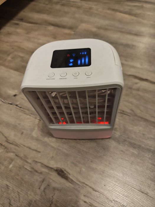 Mini aer condiționat cu apă