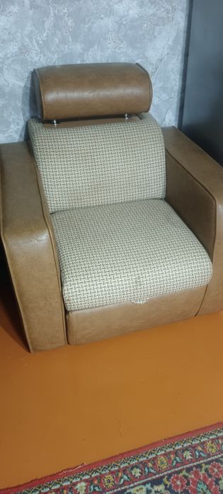 Продам кресло с ящиком