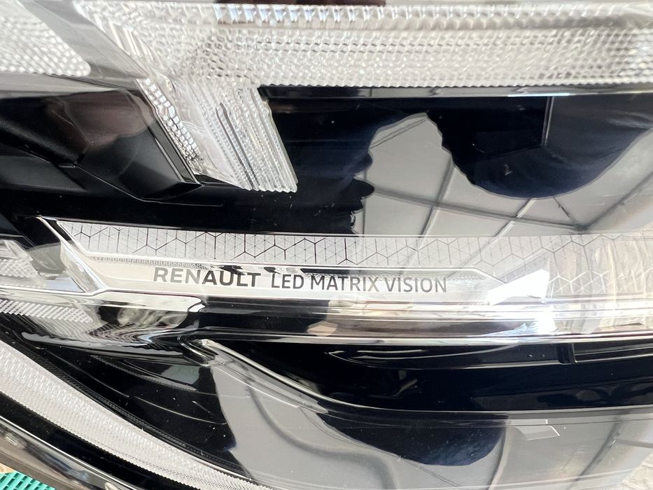 Set far faruri stanga dreapta complete Led Matrix Vision Renault Austral noi originale Renault
