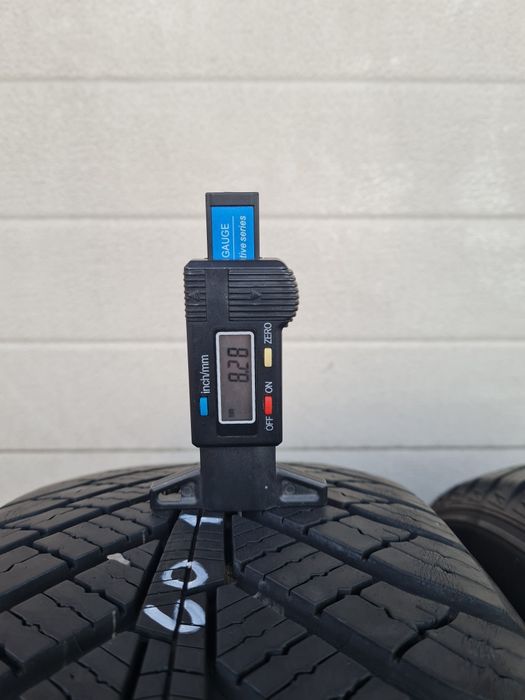 Всесезонни гуми 2 броя KUMHO Solus HA31 215 60 R16 дот 4220