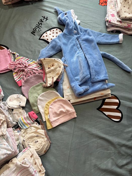 Продам детские вещи от 0 до 5 месяцев