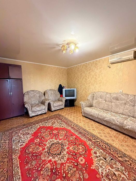 Продам 2х ком в центре