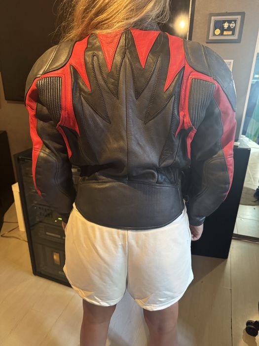 дамскo кожено мото яке