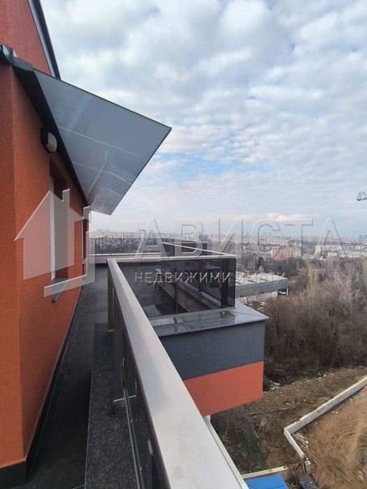 Продава се Тристаен апартамент в София, Лагера - 216 кв.м за 1650 €/кв.м - Снимка #1