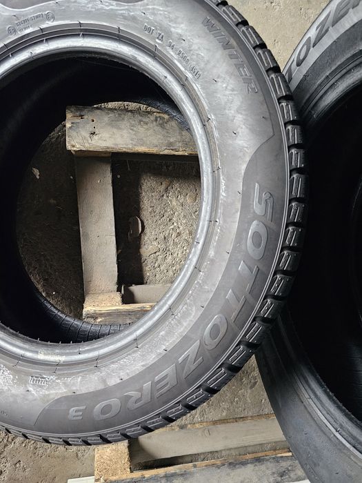 4 anvelope iarna 215 60 16 Pirelli 6.7mm 4519