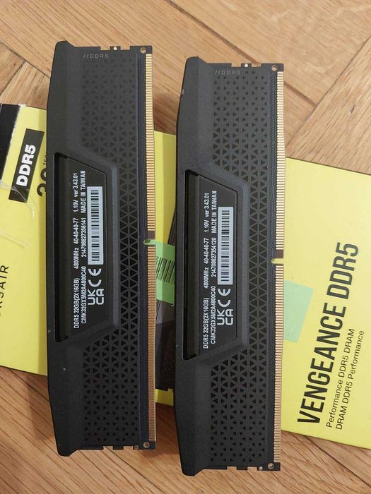 32GB DDR5 4800MT/s CL40 - Corsair Vengeance