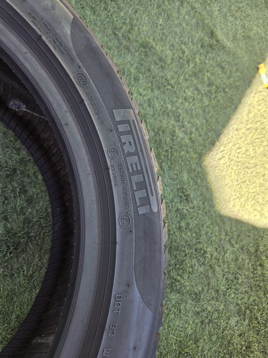 235 45 18 Pirelli
