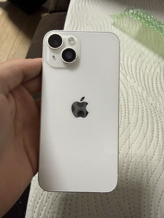 Iphone 14 , 128 GB , starlight