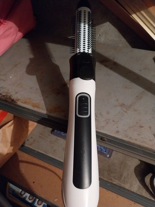 Електрическа четка за коса