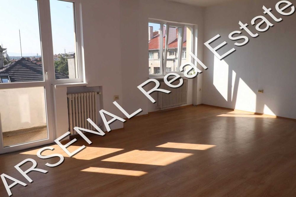 Дава се под наем Офис в София, Център - 36 кв.м за 250 € - Снимка #3